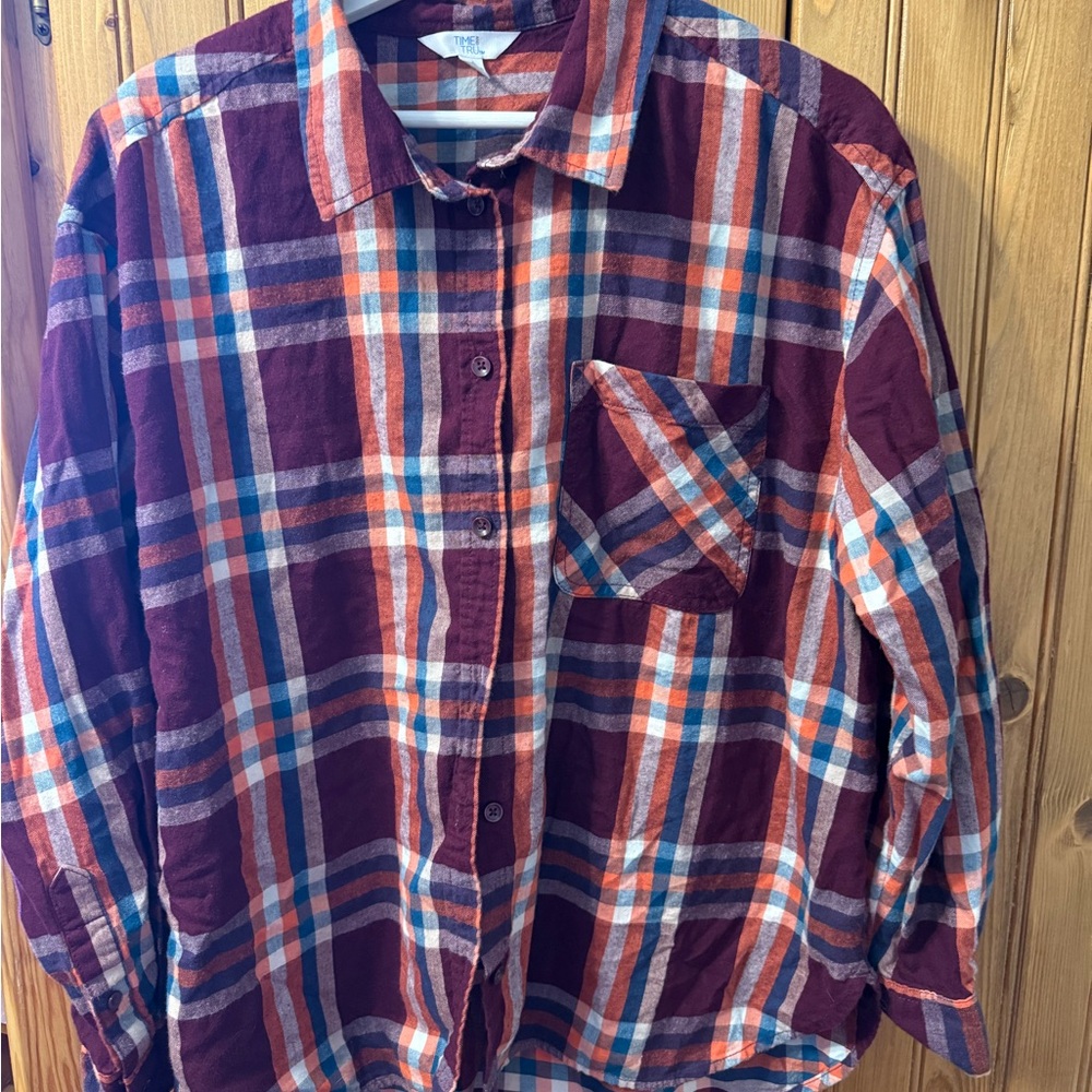 Women’s Flannel Button Down Shirt